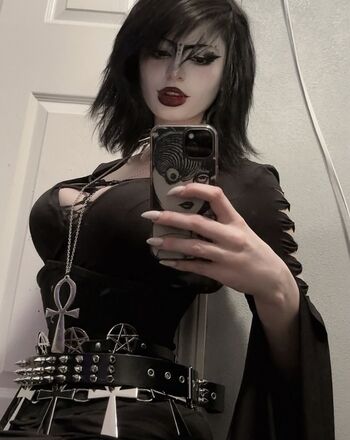 Full leaked Malmalirl private onlyfans photo