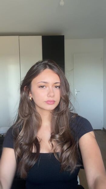 Full leaked Maloyaaska private onlyfans photo