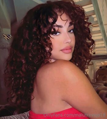 Full leaked Malutrevejo private onlyfans photo