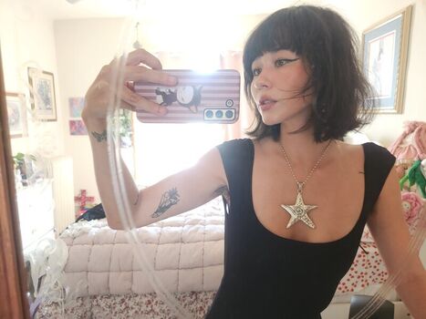Full leaked Mama moons private onlyfans photo