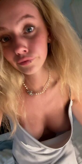 Full leaked Mandelie private onlyfans photo
