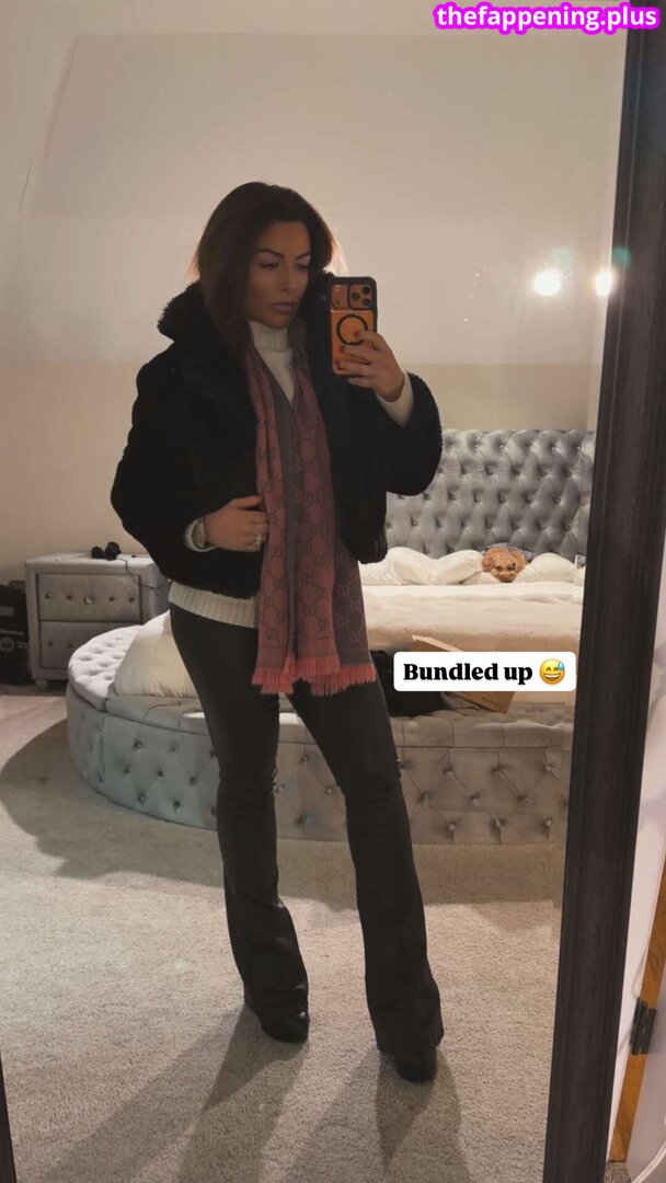 Mandy Sacs | Mandy Rose