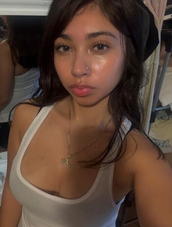 Full leaked Mangogyur private onlyfans photo