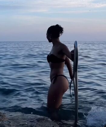 Full leaked Manon bresch page private onlyfans photo