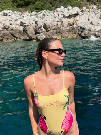 Full leaked Manon lmp private onlyfans photo