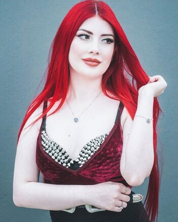 Manuela Mont