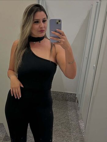 Full leaked Maraisa camilo private onlyfans photo