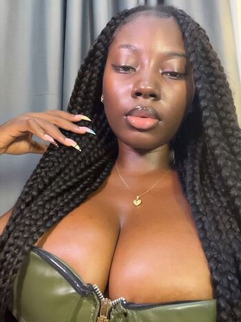 Full leaked Mareiah uramaria private onlyfans photo