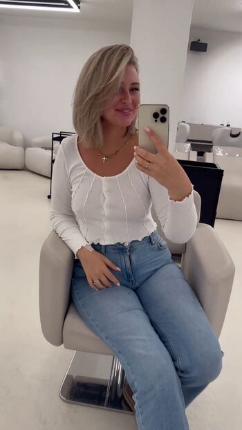 Full leaked Maren wolf private onlyfans photo