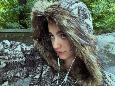 Full leaked Margaret qualley private onlyfans photo
