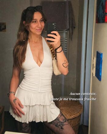 Full leaked Margauxnkz private onlyfans photo