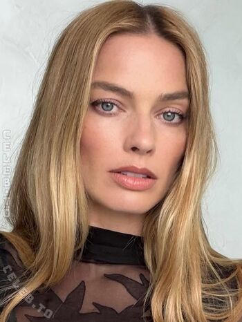 Margot Robbie