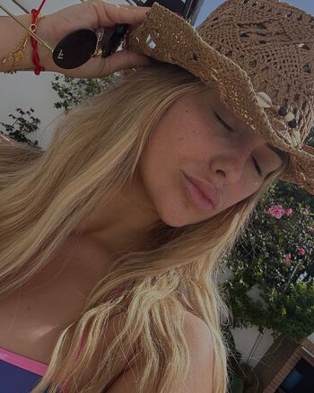 Full leaked Maria brun page private onlyfans photo