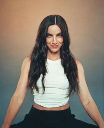 Maria Gabriela De Faria