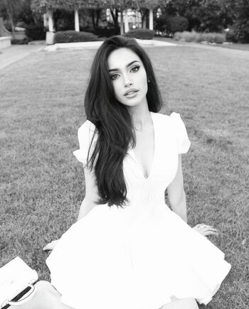 Full leaked Maria manvelian private onlyfans photo