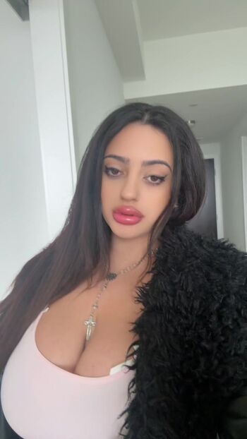 Full leaked Maria sharrad private onlyfans photo