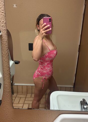Full leaked Mariahhxlynn private onlyfans photo