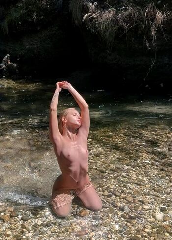 Full leaked Mariavolkova page private onlyfans photo