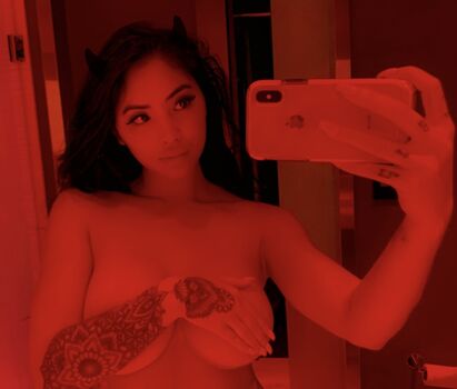 Full leaked Marie madore private onlyfans photo