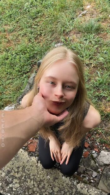 Full leaked Marieejoan private onlyfans photo