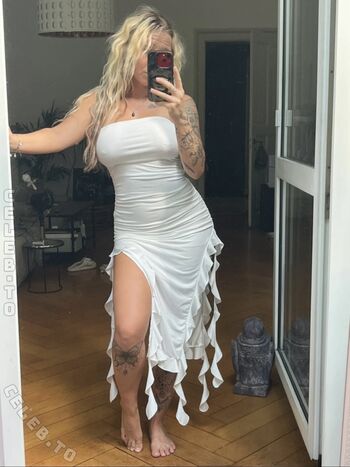 Full leaked Mariela ella private onlyfans photo