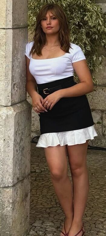 Full leaked Marine delplace private onlyfans photo