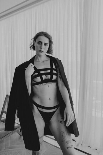 Full leaked Marion seclin private onlyfans photo
