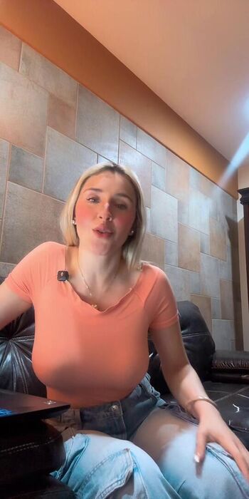 Marisol Dovala. La Chica Del Clima