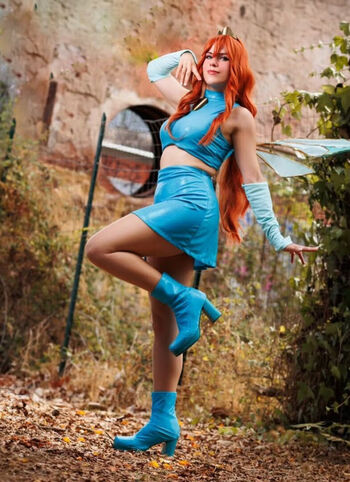 mary_mayfair_