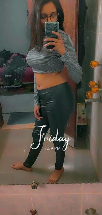 Full leaked Maryam ahmed page private onlyfans photo