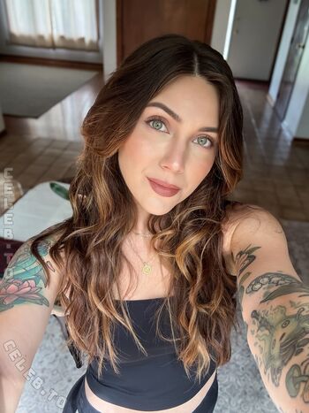 Full leaked Charley mcmahon/ private onlyfans photo