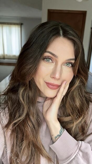 Full leaked Veronica weston/ private onlyfans photo