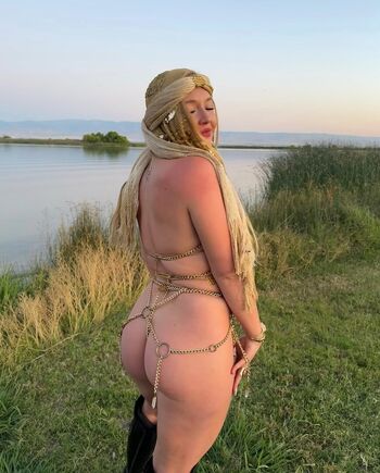 Full leaked Marzzzz page private onlyfans photo