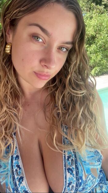 Full leaked Mathildeealn private onlyfans photo