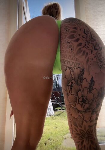Full leaked Mature women page private onlyfans photo