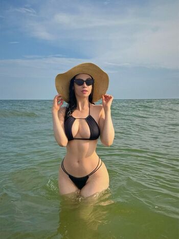 Full leaked Maud elena private onlyfans photo