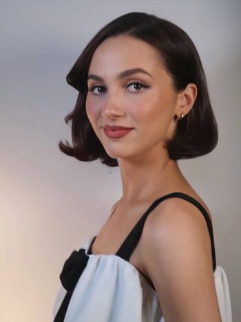 Maude Apatow