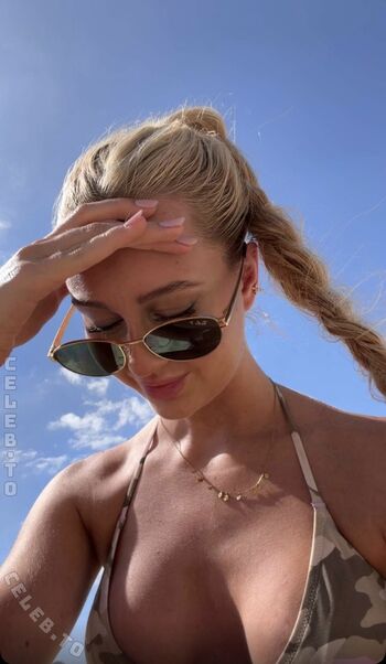 Full leaked Mavie noelle private onlyfans photo