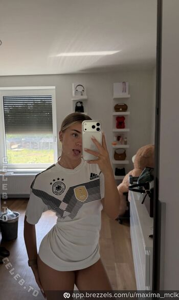 Full leaked Maxima mclk private onlyfans photo