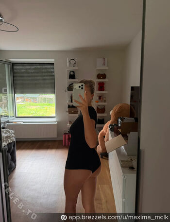 Full leaked Maxima mclk page private onlyfans photo