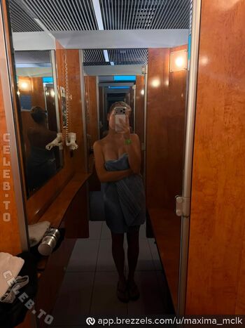 Full leaked Maxima mclk page private onlyfans photo