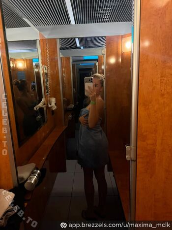 Full leaked Maxima mclk page private onlyfans photo