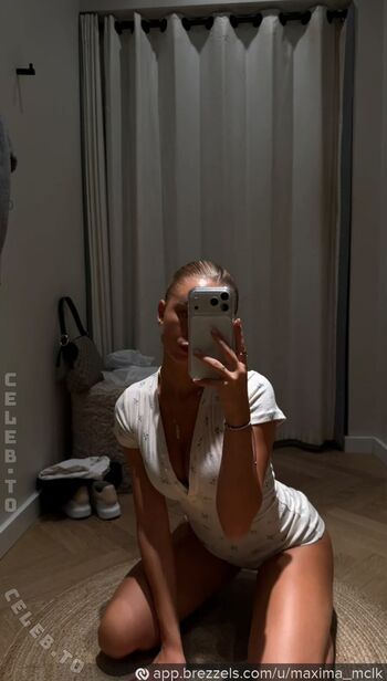Full leaked Maxima mclk private onlyfans photo