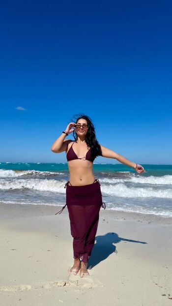 Full leaked Maya desrochers private onlyfans photo