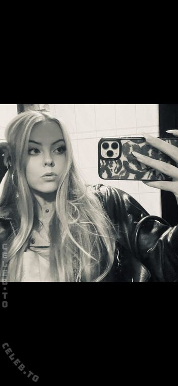 Maya_esw