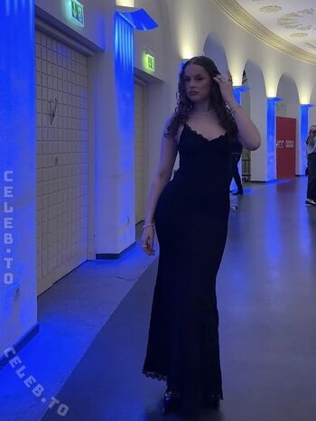 Full leaked Mayaa zr private onlyfans photo