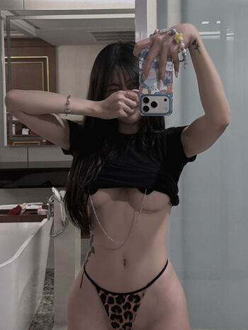 Full leaked Mayura private onlyfans photo