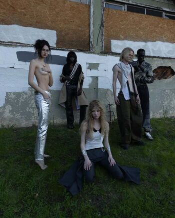 Mazzy Joya / mazzyjoya / petalspliff