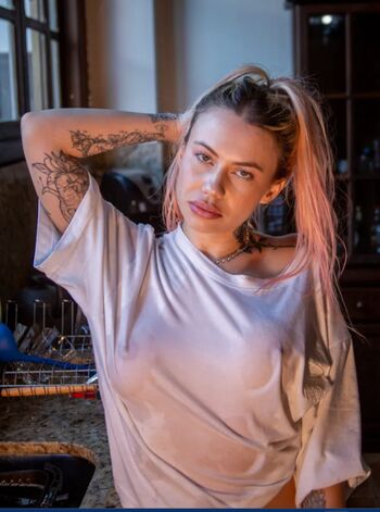 Full leaked Mc erikah private onlyfans photo