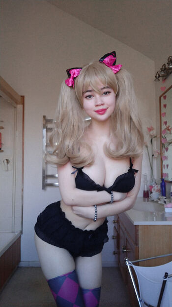 Full leaked Livvymack/ private onlyfans photo